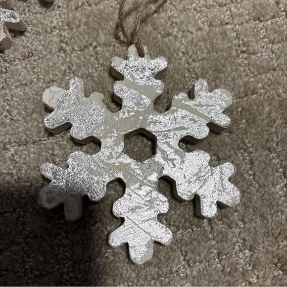 6 Silver Wooden Hanging Snowflake Christmas Holiday Decor Rustic Farmhouse 5x5 - Picture 2 of 2